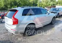 2018 Volvo XC90 фото
