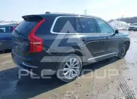 2018 Volvo XC90 фото