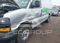 2018 GMC SAVANA photo