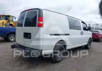 2018 GMC SAVANA photo