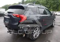 2018 GMC TERRAIN photo