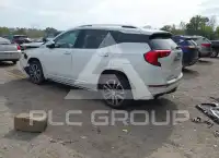 2018 GMC TERRAIN photo