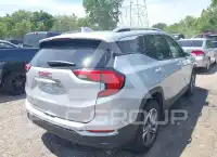 2018 GMC TERRAIN photo