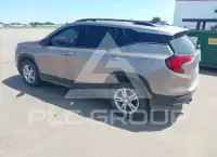 2018 GMC TERRAIN photo