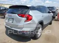 2018 GMC TERRAIN photo