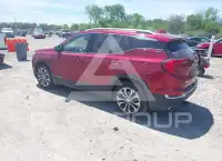 2018 GMC TERRAIN photo