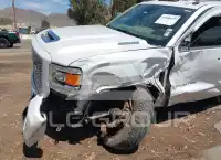 2018 GMC Sierra photo