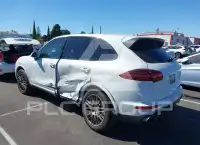 2018 Porsche Cayenne photo
