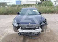 2018 Porsche Panamera photo