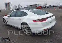 2018 Porsche Panamera photo