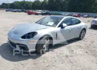 2018 Porsche Panamera photo
