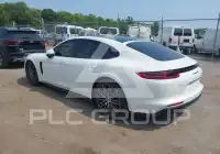 2018 Porsche Panamera photo