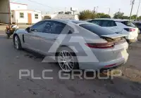 2018 Porsche Panamera photo