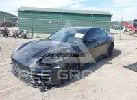 2018 Porsche Panamera photo