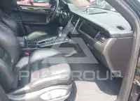 2018 Porsche MACAN photo