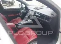 2018 Porsche MACAN photo