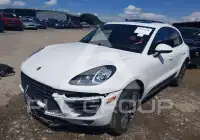 2018 Porsche MACAN photo