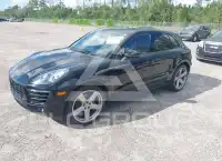 2018 Porsche MACAN photo