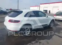 2018 Porsche MACAN photo