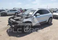 2018 Porsche MACAN photo