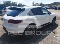 2018 Porsche MACAN photo