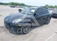 2018 Porsche MACAN photo