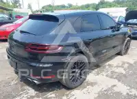 2018 Porsche MACAN photo