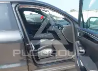 2018 Porsche MACAN фото