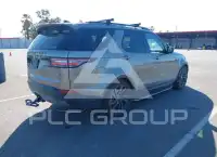 2018 Land Rover Discovery photo
