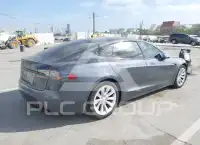 2018 Tesla  фото