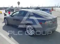 2018 Tesla  фото