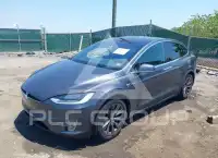 2018 Tesla Model X фото