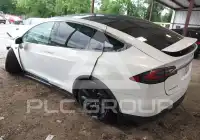 2018 Tesla Model X фото