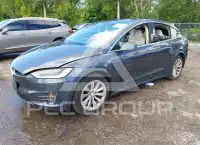 2018 Tesla Model X photo
