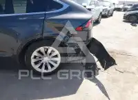 2018 Tesla Model X фото