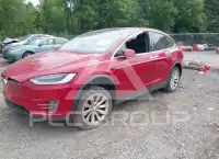 2018 Tesla Model X фото