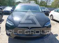 2018 Tesla Model X фото
