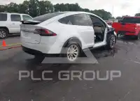 2018 Tesla Model X фото