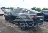 2018 Tesla Model X фото
