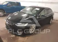 2018 Tesla Model X фото
