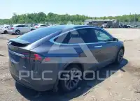 2018 Tesla Model X фото