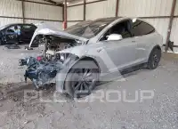 2018 Tesla Model X photo