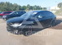 2018 Tesla Model X фото