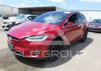 2018 Tesla Model X фото