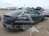 2018 Tesla Model S фото