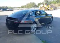2018 Tesla Model S фото