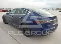 2018 Tesla Model S фото