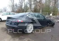 2018 Tesla Model S фото