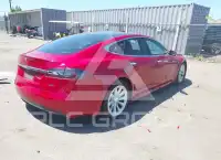 2018 Tesla Model S фото