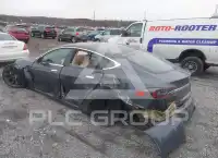 2018 Tesla Model S фото